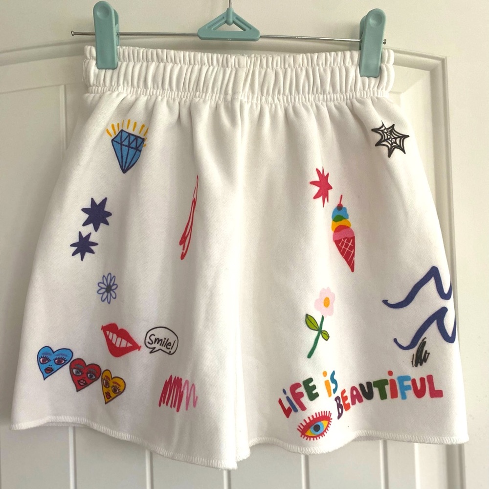 Mayfair Group Somebody Loves You Sweatshorts